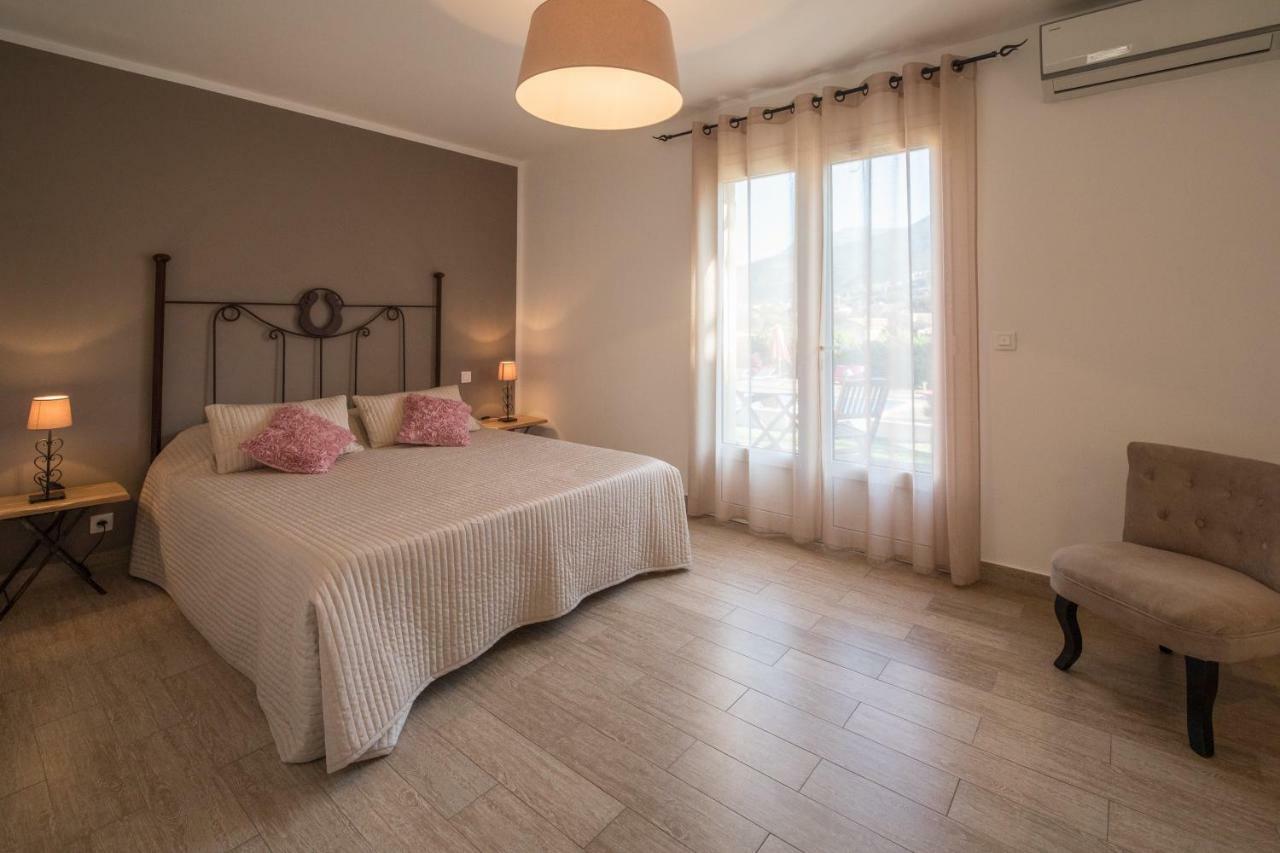 Bed and Breakfast Casa Eva Maria Patrimonio Zewnętrze zdjęcie